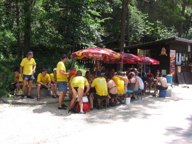 Záchranáři, Vltava 2007 > obr (222)